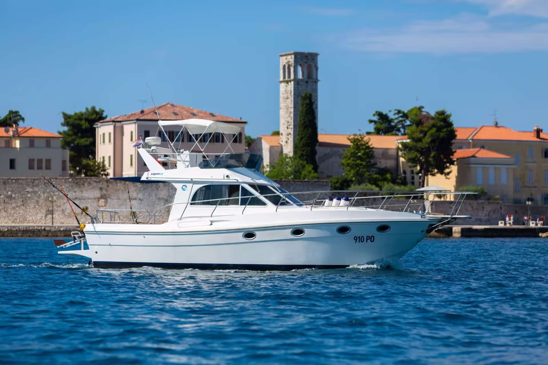 Tunatail Family Yacht